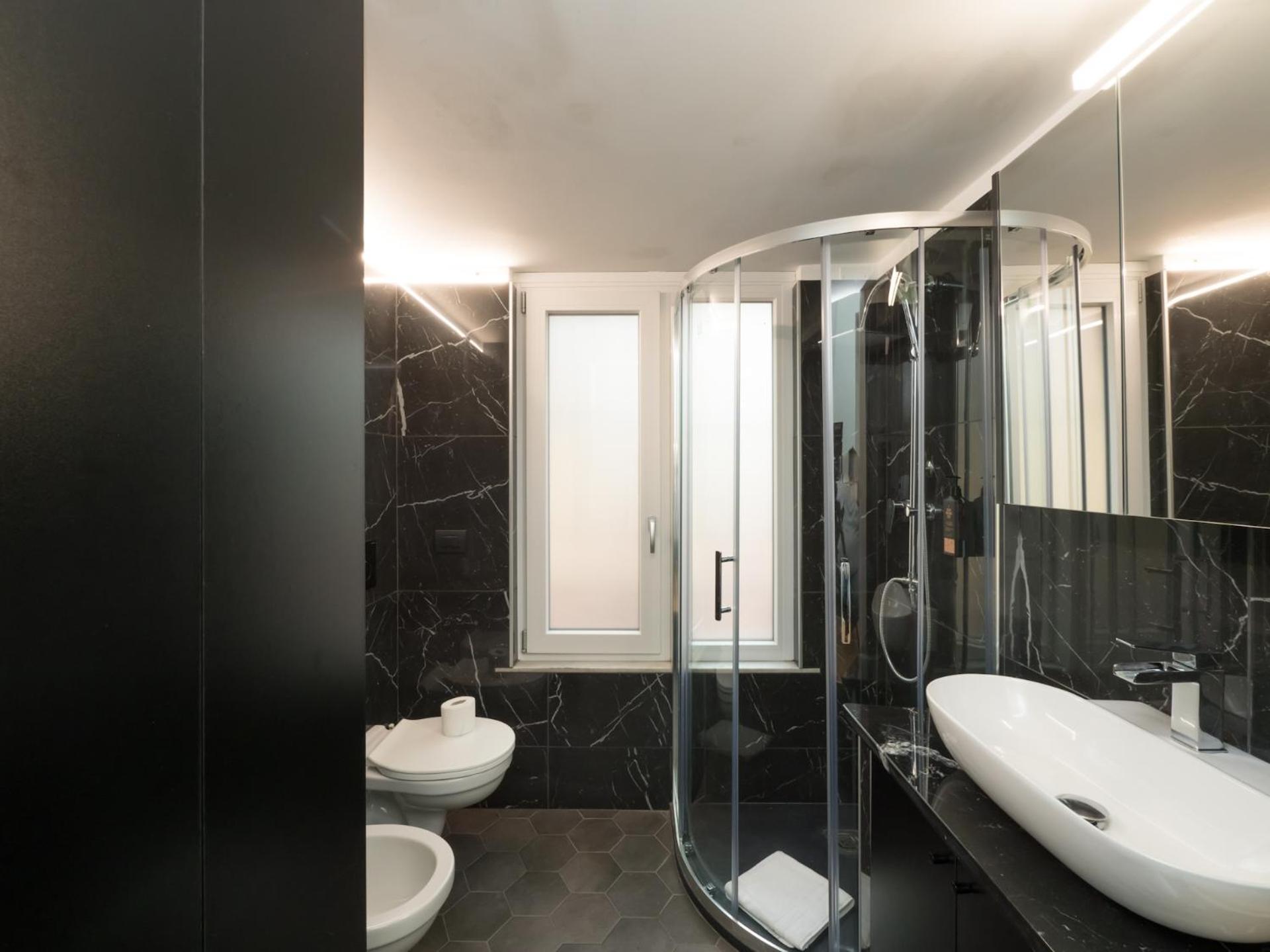 Isola-garibaldi Newly Renovated 1 Bedroom By Rentopolis *
